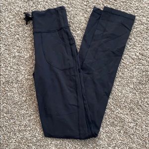 LuLuLemon size 4 leisure legging